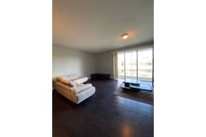 2192 Oakmont Dr, Riviera Beach, FL 33404, Sold 10/29/21