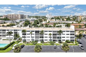 3221 NE 8th St, Pompano Beach, FL 33062, Sold 11/10/21