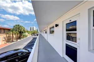 3221 NE 8th St, Pompano Beach, FL 33062, Sold 11/10/21