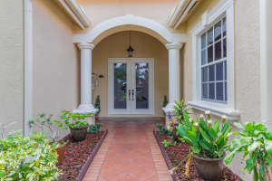 425 SW Crabapple Cove, Port St. Lucie, FL 34986, Sold 11/23/21