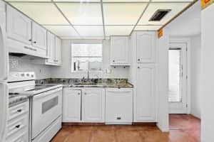 100 Waterway Dr S, Lantana, FL 33462, Sold 10/26/21