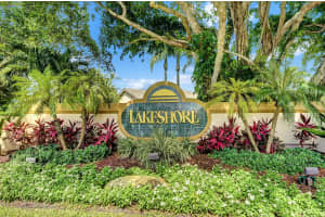 MLS# R10747972, Hypoluxo, Florida 33462