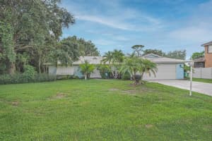 764 SE River Ct, Port St. Lucie, FL 34983, Sold 03/08/22