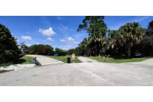 764 SE River Ct, Port St. Lucie, FL 34983, Sold 03/08/22