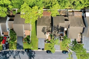 661 Spinnaker Ct, Wellington, FL 33414, Sold 11/19/21