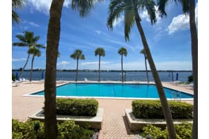 2600 N Flagler Dr, West Palm Beach, FL 33407, Sold 11/04/21