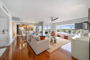 555 SE 6th Ave, Delray Beach, FL 33483, Sold 11/04/21