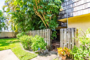 2337 Waterside Dr, Lake Worth, FL 33461, Sold 11/05/21