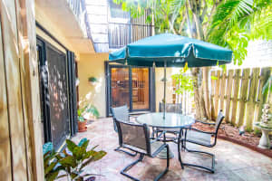 2337 Waterside Dr, Lake Worth, FL 33461, Sold 11/05/21