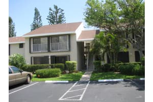 3218 S Lakeview Cir, Fort Pierce, FL 34949, Sold 10/15/21
