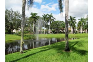 3319 Lucerne Park Dr, Greenacres, FL 33467, Sold 11/30/21