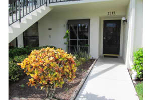 3319 Lucerne Park Dr, Greenacres, FL 33467, Sold 11/30/21