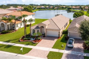 7296 Via Luria, Lake Worth, FL 33467, Sold 11/04/21