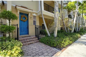 3164 N Greenleaf Cir, Boynton Beach, FL 33426, Sold 11/09/21