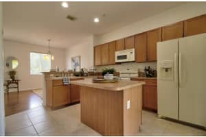 3164 N Greenleaf Cir, Boynton Beach, FL 33426, Sold 11/09/21