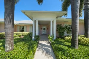19 Country Rd S, Boynton Beach, FL 33436, Sold 02/11/22