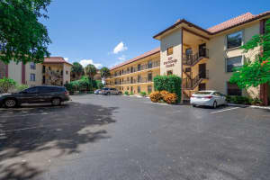 327 Southwind Dr, North Palm Beach, FL 33408, Sold 10/29/21