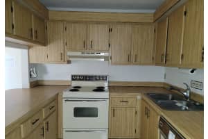 4300 Landar Dr, Lake Worth, FL 33463, Sold 03/08/22