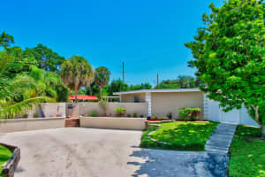 670 SW 7th St, Boca Raton, FL 33486, Sold 11/19/21