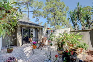 319 Wood Dale Dr, Wellington, FL 33414, Sold 11/10/21
