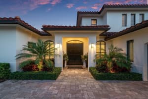800 Canary Walk, Delray Beach, FL 33483, Sold 11/20/21