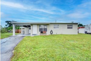 880 Tripp Cir, West Palm Beach, FL 33413, Sold 11/09/21