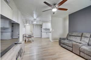 880 Tripp Cir, West Palm Beach, FL 33413, Sold 11/09/21