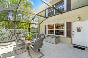 3 Amherst Ct, Royal Palm Beach, FL 33411, Sold 11/12/21