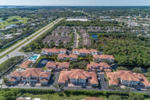 528 7th Square SW, Vero Beach, FL 32962, Sold 11/15/21