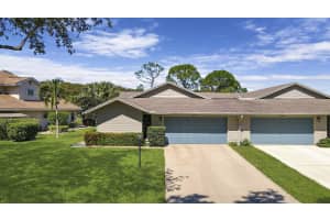 8331 SE Eaglewood Way, Hobe Sound, FL 33455, Sold 11/05/21