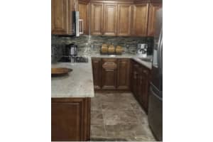 2020 Wellington Rd, West Palm Beach, FL 33409, Sold 11/17/21