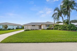 18346 SE Birdie Ln, Tequesta, FL 33469, Sold 11/30/21