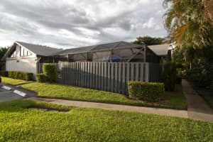 1074 Summit Trail Cir, West Palm Beach, FL 33415, Sold 11/16/21