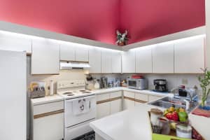 1074 Summit Trail Cir, West Palm Beach, FL 33415, Sold 11/16/21