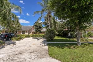1392 Riverside Cir, Wellington, FL 33414, Sold 01/26/22