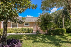 1392 Riverside Cir, Wellington, FL 33414, Sold 01/26/22