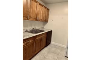 1500 N Congress Ave APT B6, West Palm Beach, FL 33401, Sold 11/01/21