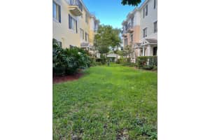 535 NW 39th Cir, Boca Raton, FL 33431, Sold 12/06/21