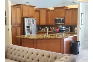 9315 Laurel Green Dr, Boynton Beach, FL 33437, Sold 12/22/21