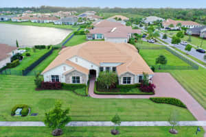 4855 E Sterling Ranch Cir, Davie, FL 33314, Sold 11/17/21