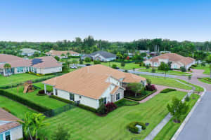 4855 E Sterling Ranch Cir, Davie, FL 33314, Sold 11/17/21