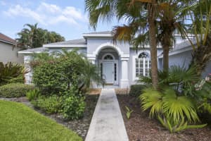 3050 SW Captiva Ct, Palm City, FL 34990, Sold 12/06/21