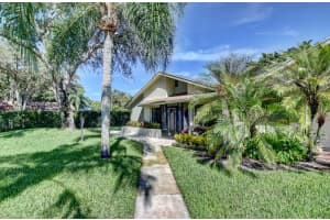 3927 Arelia Dr, Delray Beach, FL 33445, Sold 12/06/21