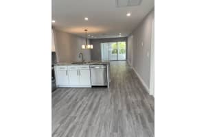 5264 Privet Pl, Delray Beach, FL 33484, Sold 11/05/21