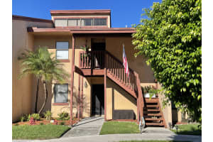 2007 Lakeview Dr W, Royal Palm Beach, FL 33411, Sold 11/05/21