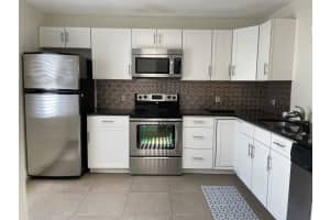 2007 Lakeview Dr W, Royal Palm Beach, FL 33411, Sold 11/05/21