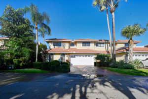 747 Villa Portofino Cir, Deerfield Beach, FL 33442, Sold 12/13/21