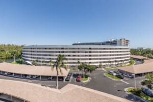 1427 E Hillsboro Blvd, Deerfield Beach, FL 33441, Sold 01/07/22