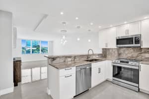 201 N Ocean Blvd, Pompano Beach, FL 33062, Sold 11/03/21