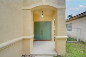 4935 Pelican St, Coconut Creek, FL 33073, Sold 12/27/21